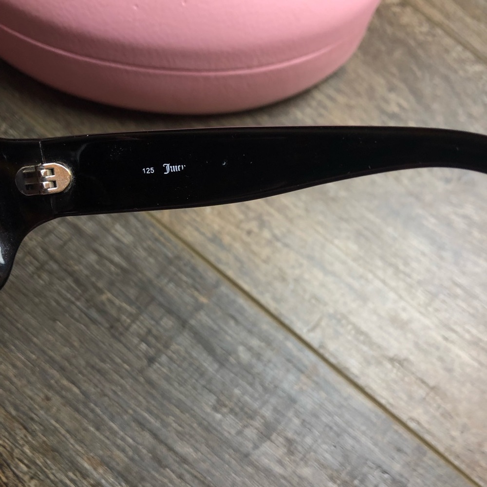 Juicy Couture Sunglasses & Case - Picture 6 of 6